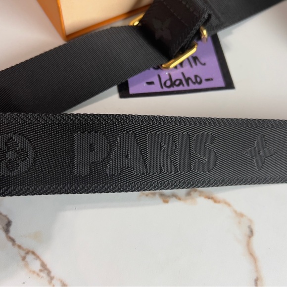 Louis Vuitton Black Strap with Gold Hardware - Picture 9 of 16